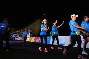 BIB: 9400
                            <button type="button" onclick="openModal(3397518)" class="btn btn-primary btn-sm float-right btn-popup" data-toggle="modal" data-target=".modal-high-quality">
                        <i class="fas fa-shopping-cart"></i> Add to Cart
                    </button>
                                            <button type="button" onclick="isThisMe(3397518, true)" class="btn btn-success btn-sm float-right btn-popup btn-isme hidden" data-toggle="tooltip" data-placement="bottom" title="นี่คือรูปของคุณใช่ไหม คลิกที่นี่เพื่อเอาเข้าอัลบั้ม">
                        <i class="fas fa-plus"></i> Add to album
                    </button>
                    <button type="button" onclick="isThisMe(3397518, false)" class="btn btn-warning btn-sm float-right btn-popup btn-isnotme hidden">
                        <i class="fas fa-ban"></i> Remove from album
                    </button>